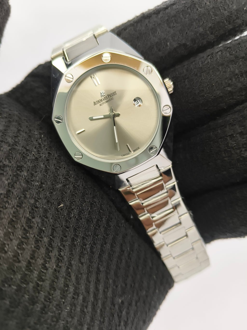 Audemars Piguet (AP) Silver Watch with Silver Dial & Date Adjust