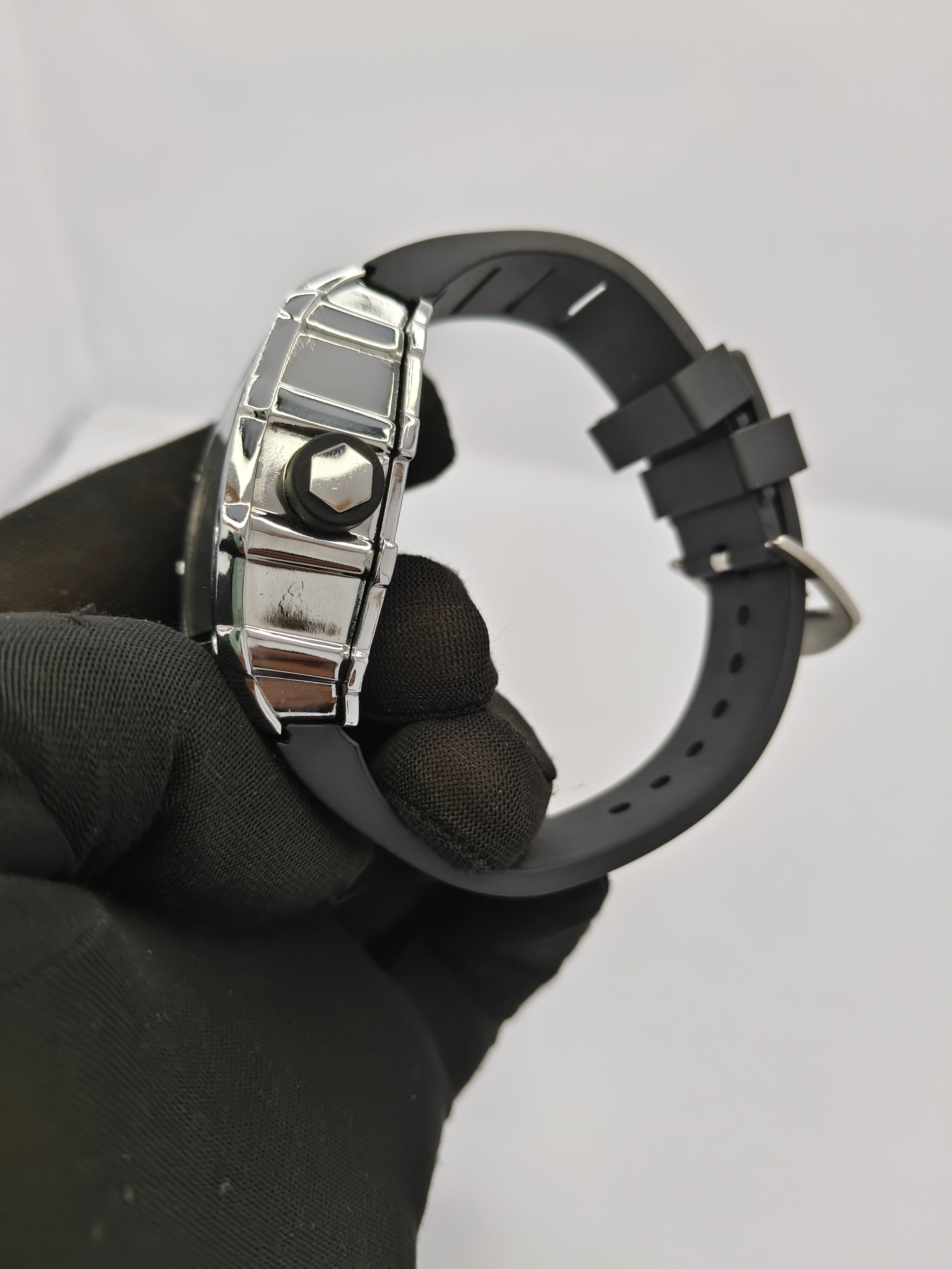 Frank Mullar Luxury Chronograph Sports Watch – Bold Design, Ultimate Precision