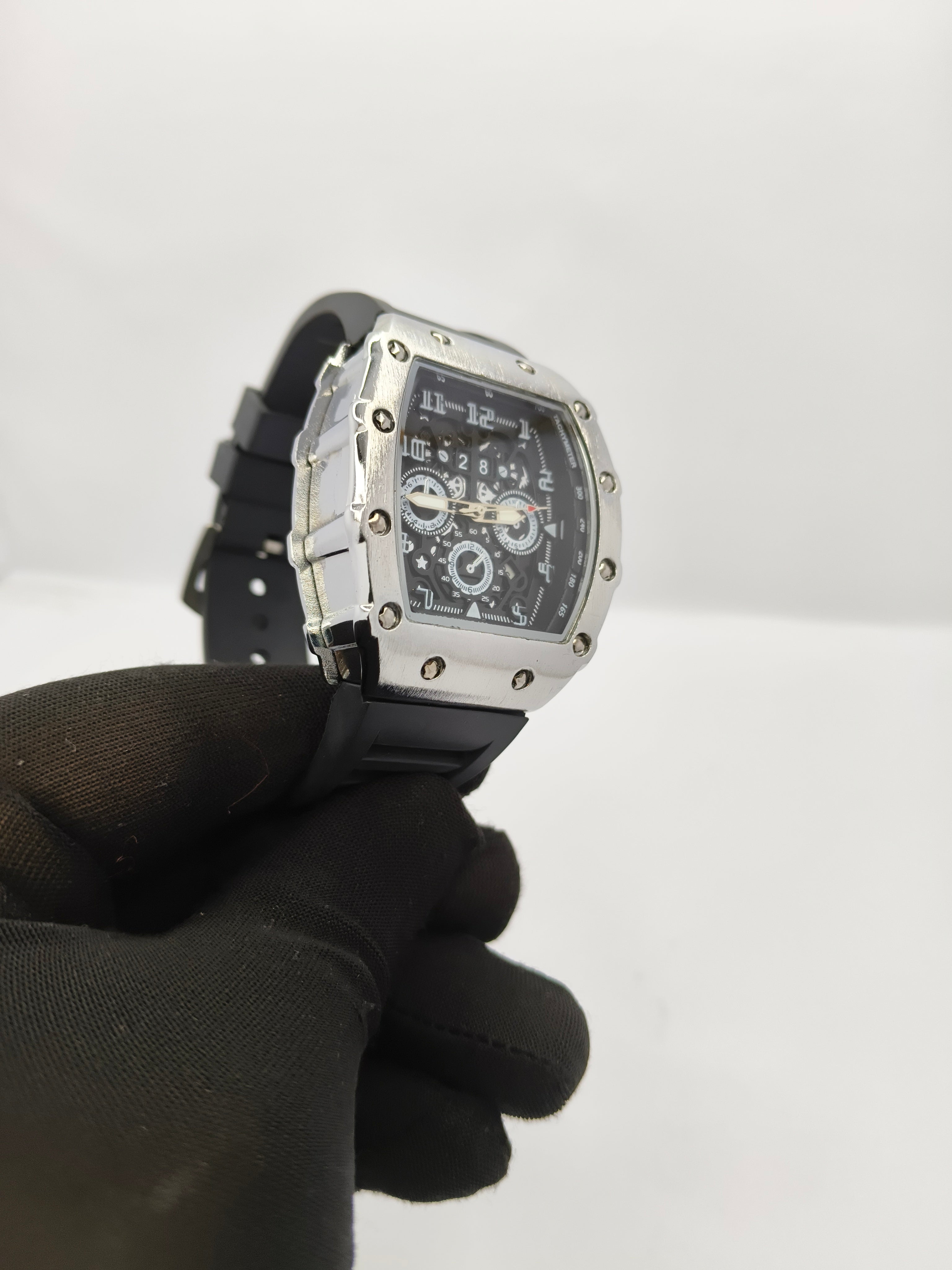 Frank Mullar Luxury Chronograph Sports Watch – Bold Design, Ultimate Precision