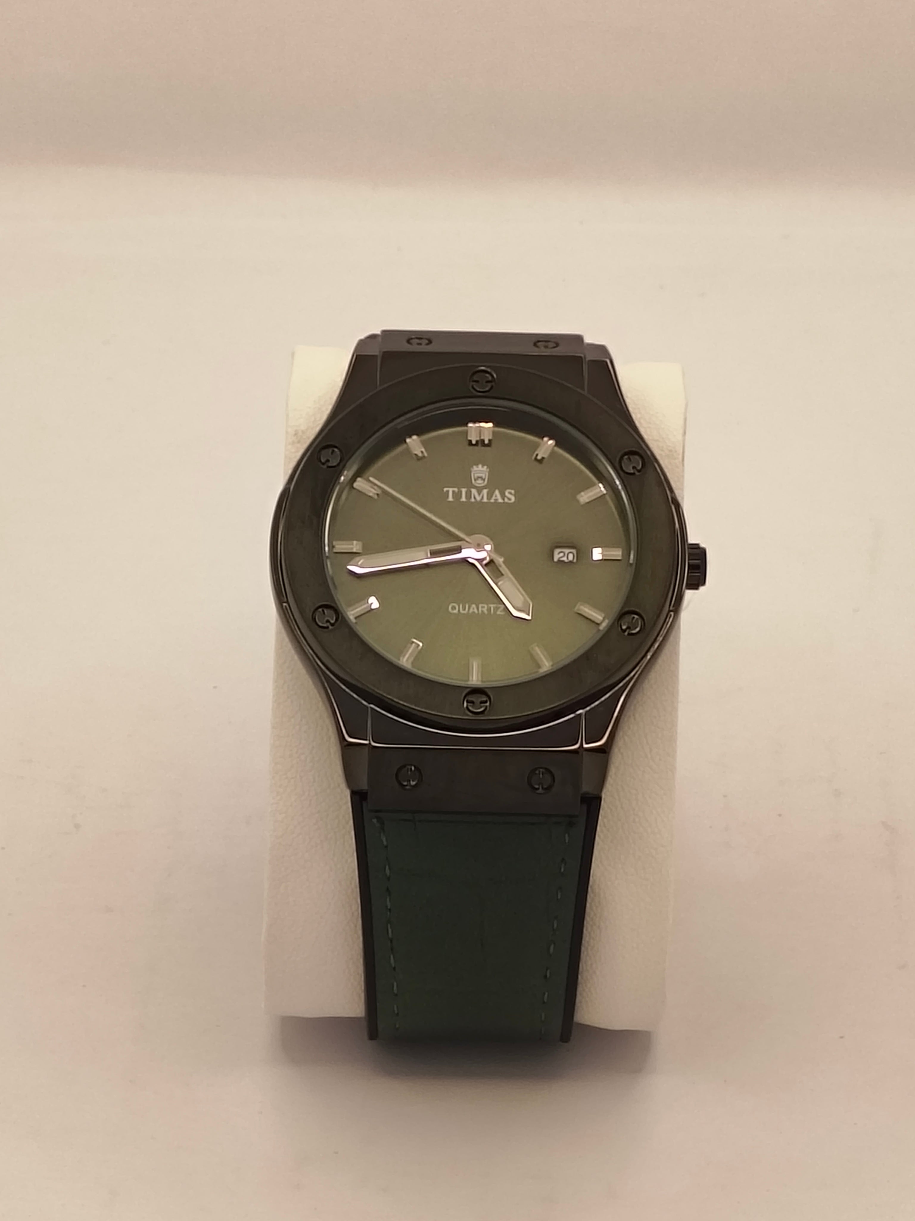 TIMAS Classic Quartz Wristwatch – Green Dial with Leather Strap