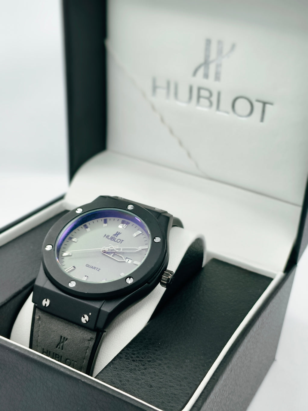 Hublot Classic Fusion Quartz – Black Edition
