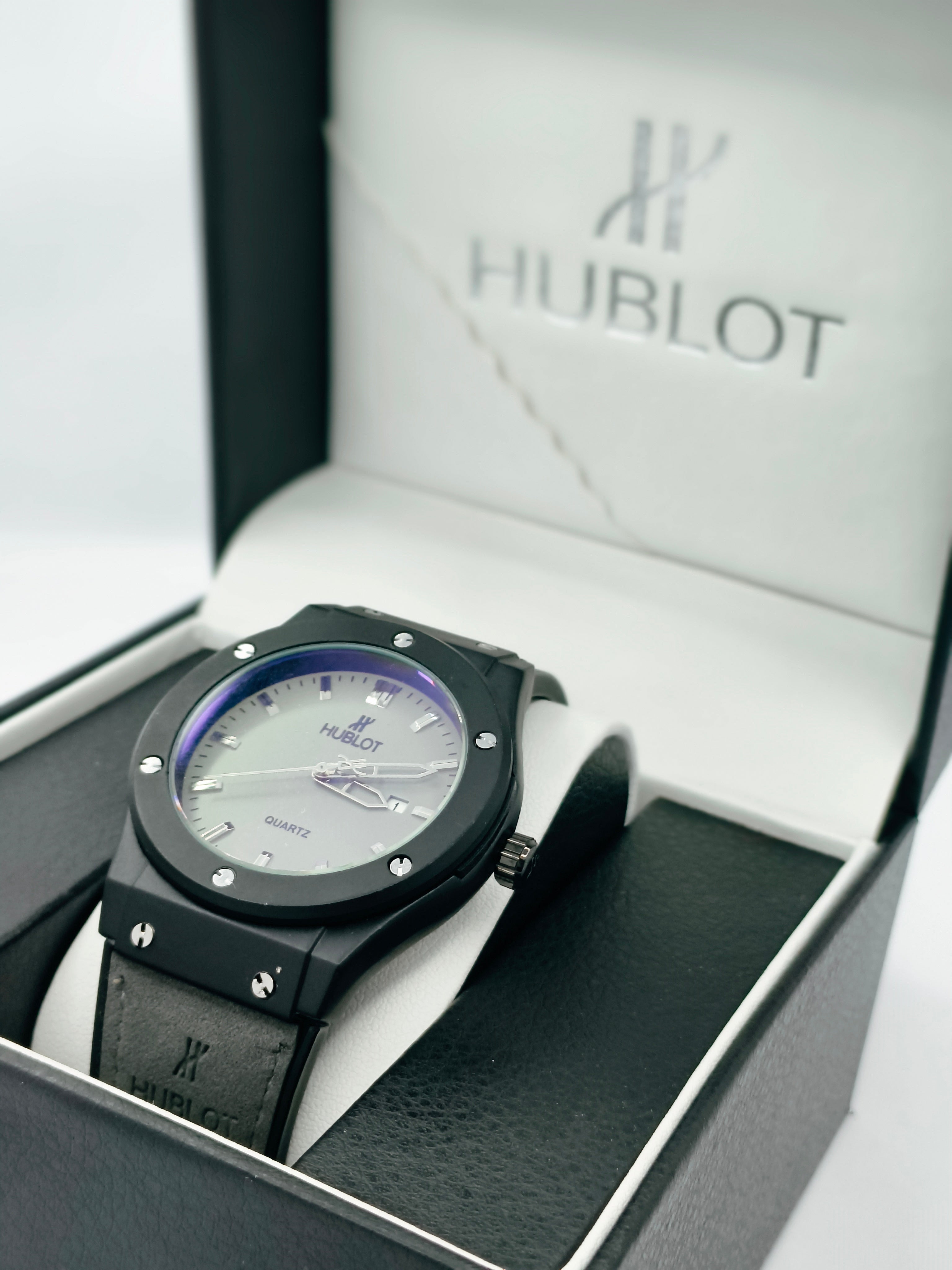 Hublot Classic Fusion Quartz – Black Edition