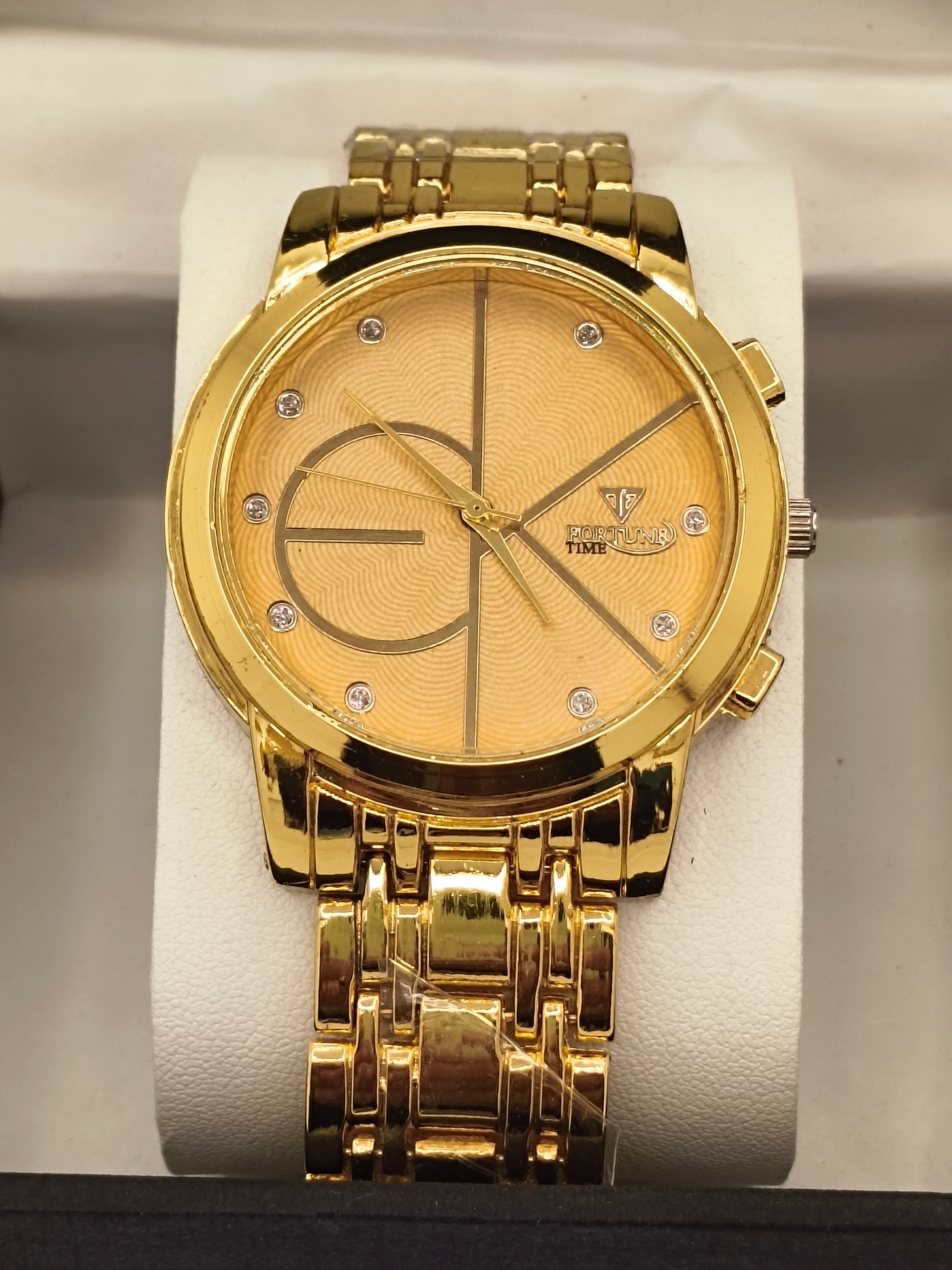 – Fortune Time Men’s Luxury Gold Quartz Watch