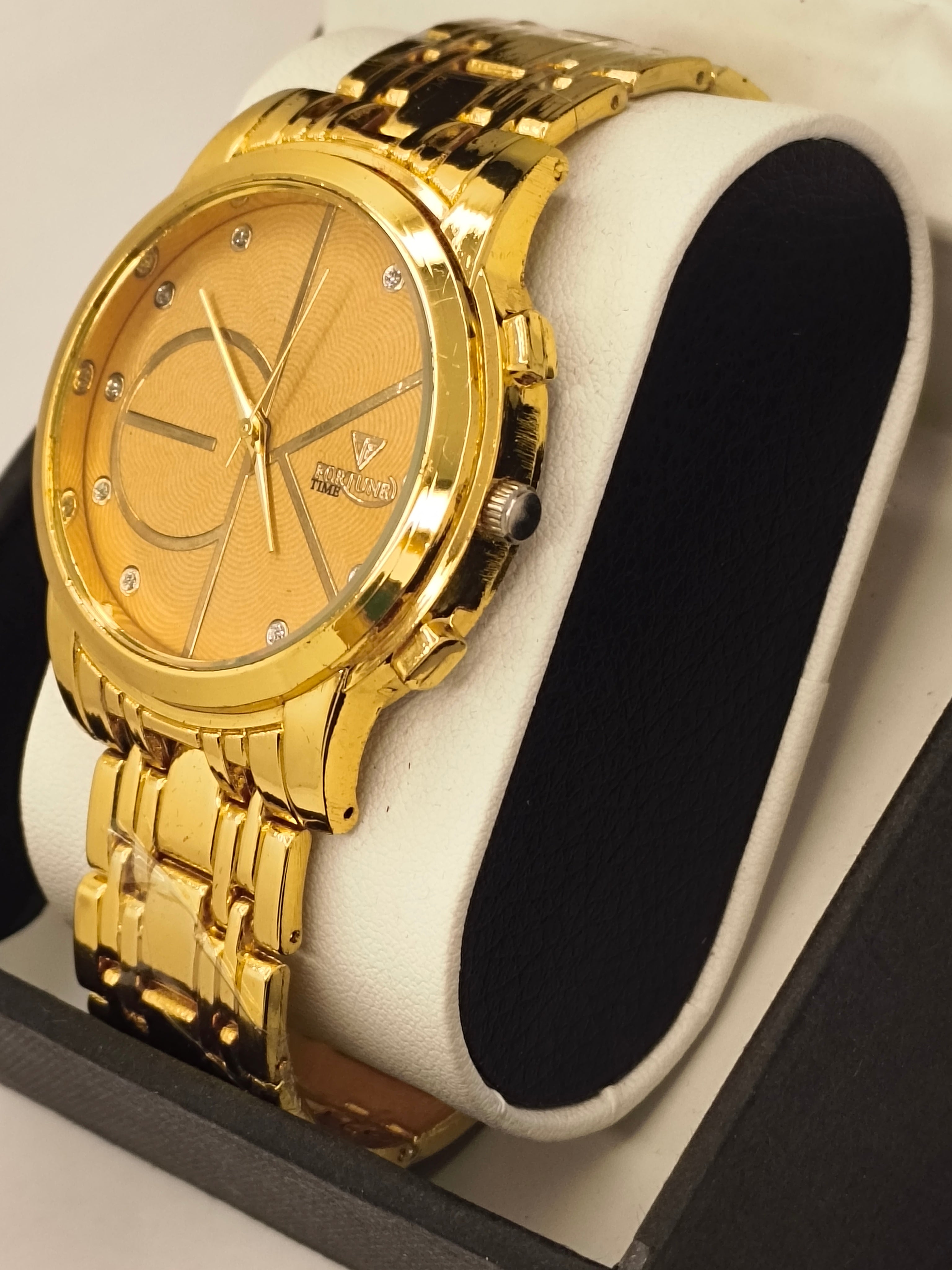 – Fortune Time Men’s Luxury Gold Quartz Watch