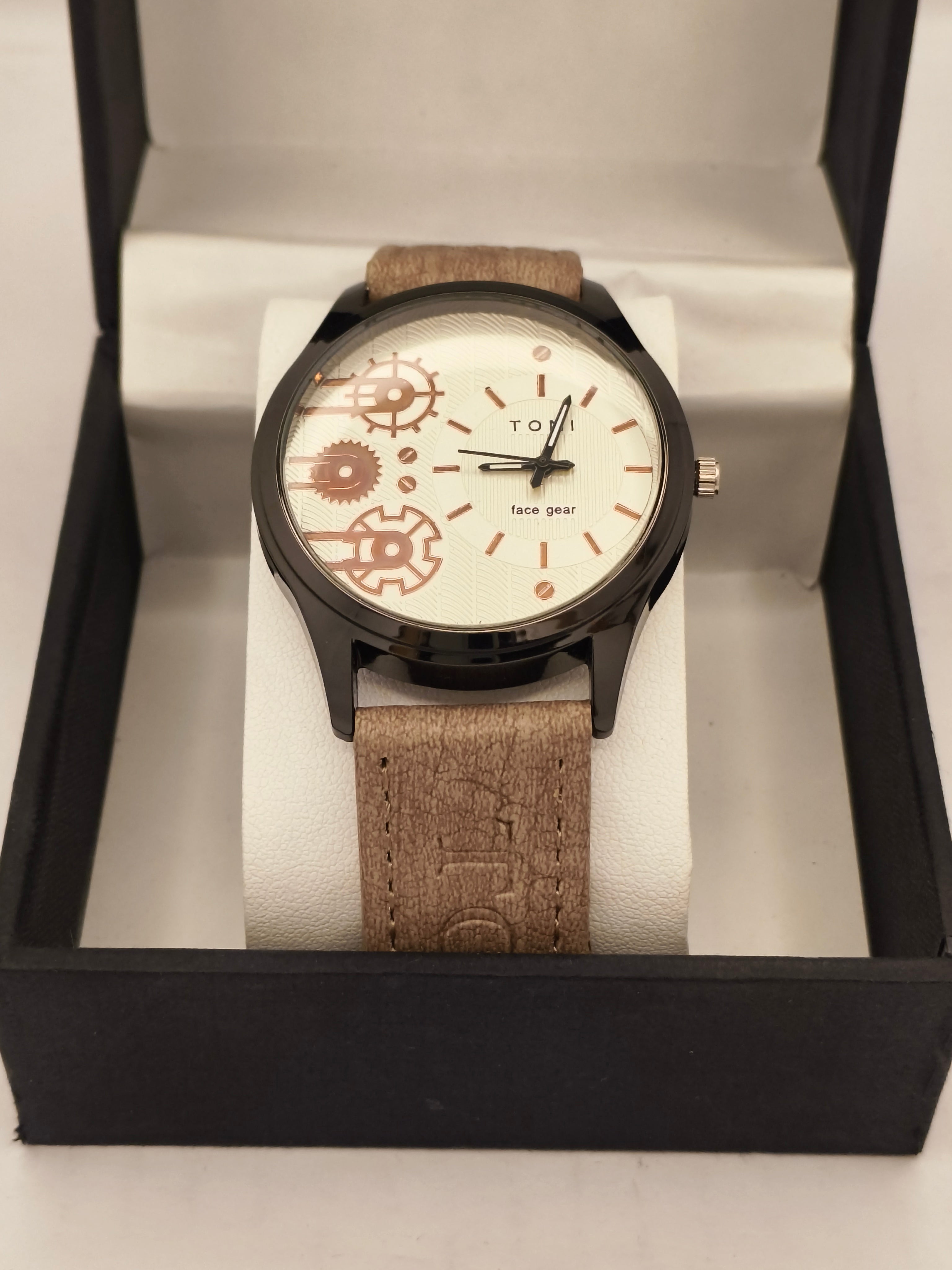 TOMI Face Gear Men’s Analog Watch – Light Brown Leather Strap
