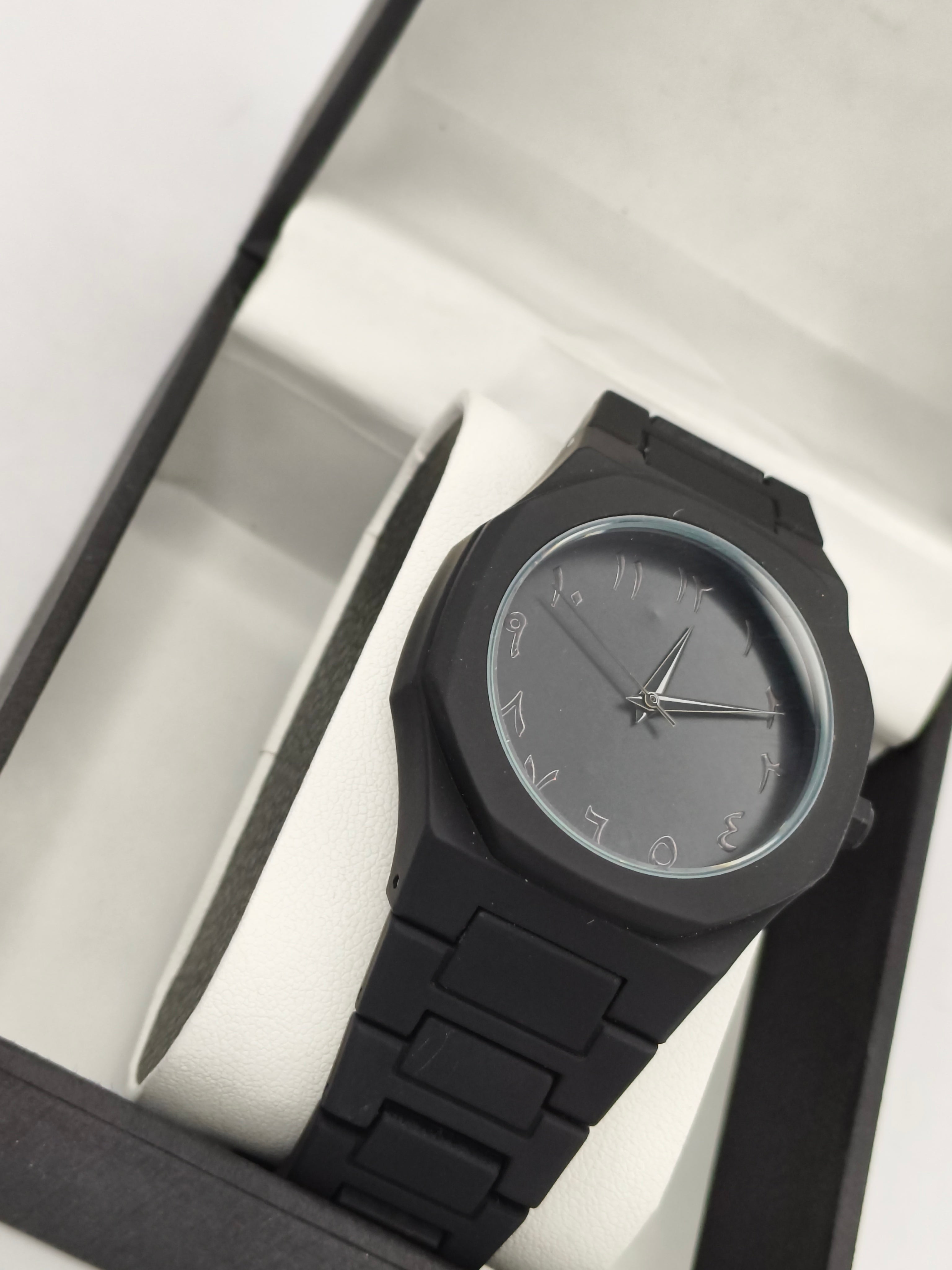 Black Aura Black Fiber Strap Men’s Analog Watch with Arabic Numerals